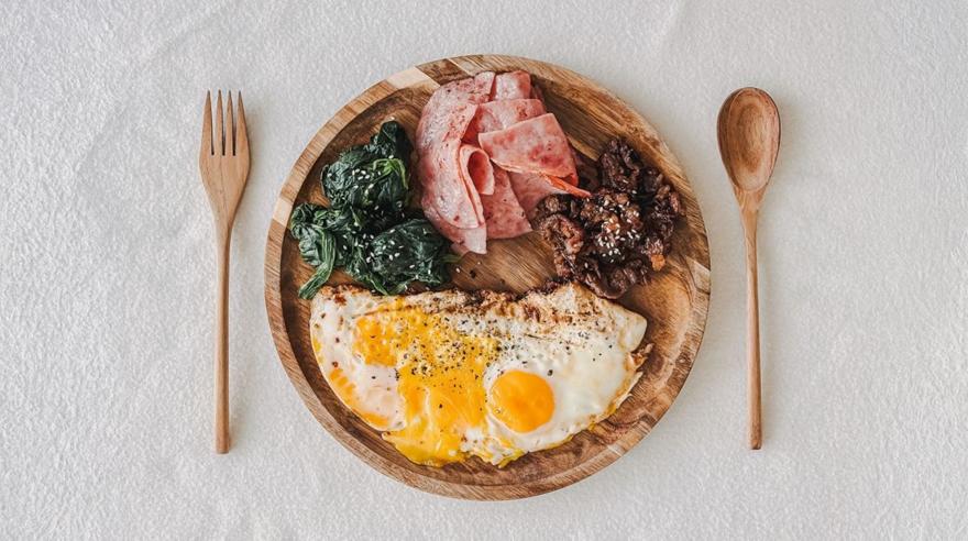 Πρωτεΐνη: Ποια είναι η καλύτερη ώρα μέσα στη μέρα για να την καταναλώσεις;