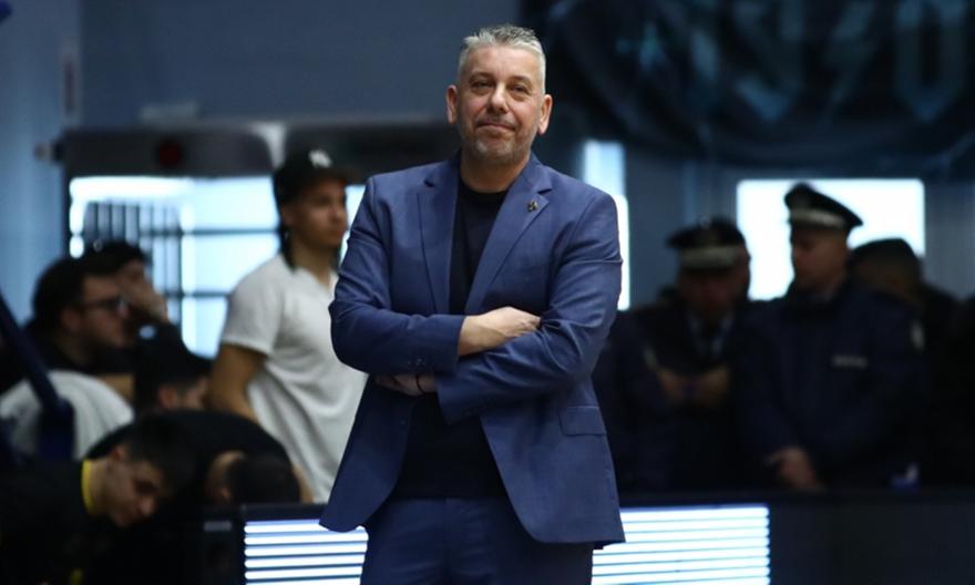 Νέες αιχμές Παπαθεοδώρου για τη διαιτησία: «Να προσέξουμε μην κάνουμε πανελλήνιο ρεκόρ στις βολές...»