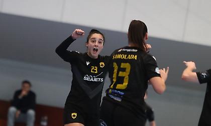 «Κλείδωσε» την πρωτιά η ΑΕΚ στο χάντμπολ γυναικών