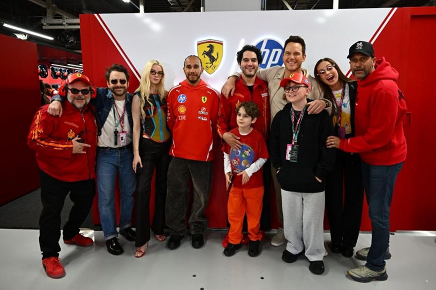 Τζακ Μπλακ, Κρις Πρατ και Άνια Τέιλορ-Τζόι στο Grand Prix της Ιαπωνίας