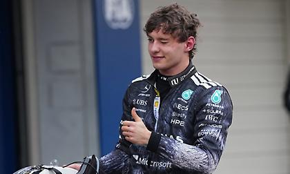 GP Ιαπωνίας: Ξανά νικητής ο τρομερός και... τυχερός Αντονέλι - Εκτός βάθρου ο Ράσελ, επέστρεψε ο Πιάστρι!