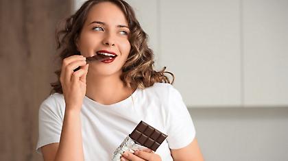 Η επιστήμη ξέρει ποια είναι η χειρότερη στιγμή μέσα στη μέρα για να φας γλυκό