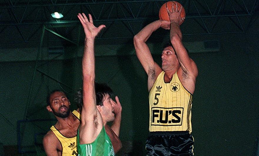 ΚΑΕ Ολυμπιακός για Βασίλη Γκούμα: «Από τους σπουδαιότερους της εποχής του, σημείο αναφοράς»