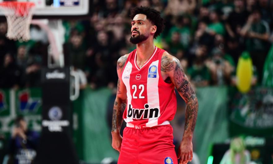 Διαστημικός Ντόρσεϊ με 18 πόντους στην πρώτη περίοδο του ντέρμπι των «αιωνίων»!