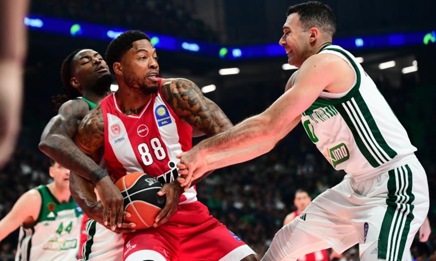 Ολυμπιακός: Η πρώτη εκτίμηση για τον τραυματισμό του Τζόουνς - Θα κάνει εξετάσεις την Τρίτη