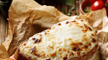 Croque monsieur (κροκ μεσιέ): Το γαλλικό «τοστ πολυτελείας»