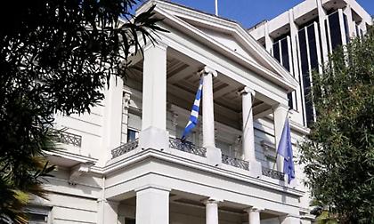 ΥΠΕΞ: Βαθιά ανησυχία για την απαγόρευση εισόδου του Καθολικού Πατριάρχη Ιεροσολύμων στον Ναό της Αναστάσεως