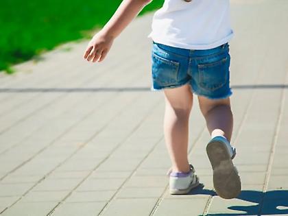 Άφησαν 4χρονο παιδί μόνο του σε δρόμο στη Θεσσαλονίκη - Συνελήφθησαν οι γονείς του