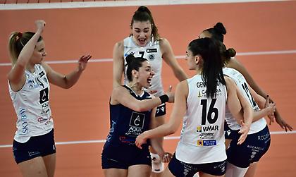 Ανατροπή-έπος του Α.Ο. Θήρας κόντρα στον ΠΑΟΚ και ραντεβού με τον Παναθηναϊκό στα ημιτελικά!