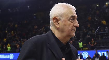 Σάκοτα: «Όπως δίνω συγχαρητήρια στους παίκτες, έτσι θα δώσω και στους οπαδούς μας - Ήταν σημαντικό κομμάτι της νίκης»