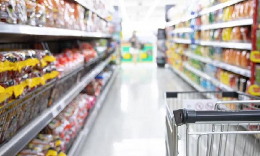 Συναγερμός για ανατιμήσεις στην πασχαλινή αγορά