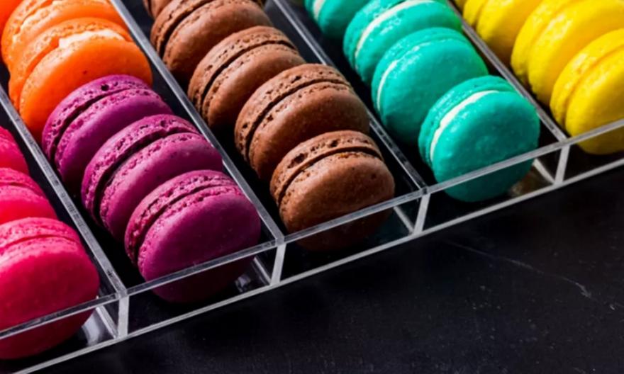 Εορτολόγιο: Ποιοι γιορτάζουν σήμερα 1 Απριλίου