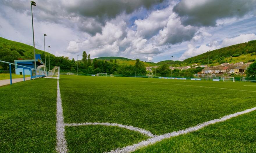 ΕΠΣ Δωδεκανήσου: Ερασιτέχνης ποδοσφαιριστής-θεατής εισέβαλε στο γήπεδο και γρονθοκόπησε παίκτες!