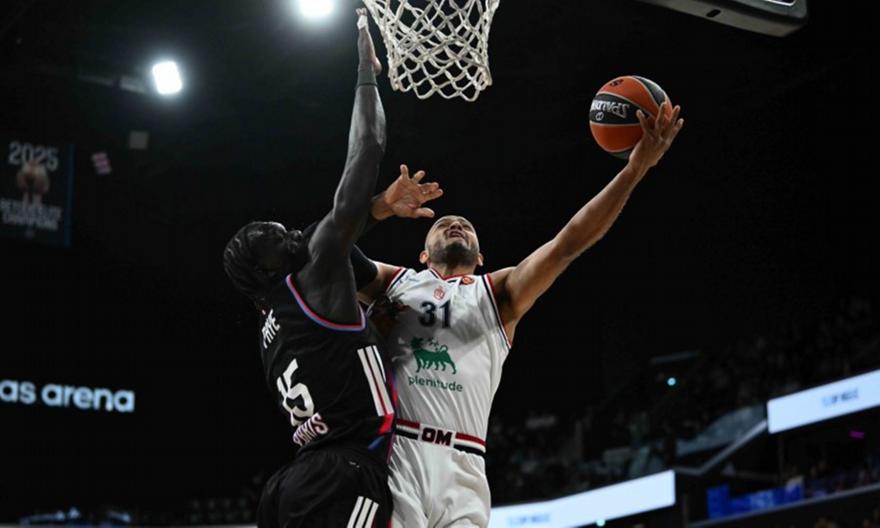 Έσβησε κάθε ελπίδα της Αρμάνι με 100άρα η Παρί