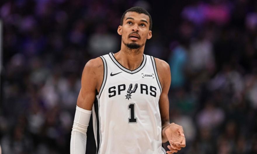 O Γουεμπανιάμα εξήγησε γιατί θέλει τόσο πολύ το βραβείο του MVP