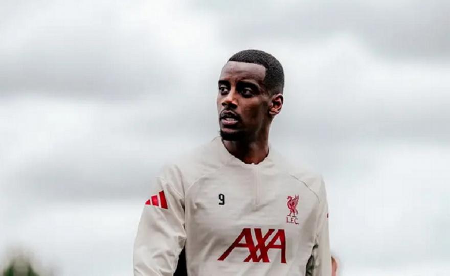 Επέστρεψε στις προπονήσεις της Λίβερπουλ ο Ίσακ και φορτσάρει για Παρί!