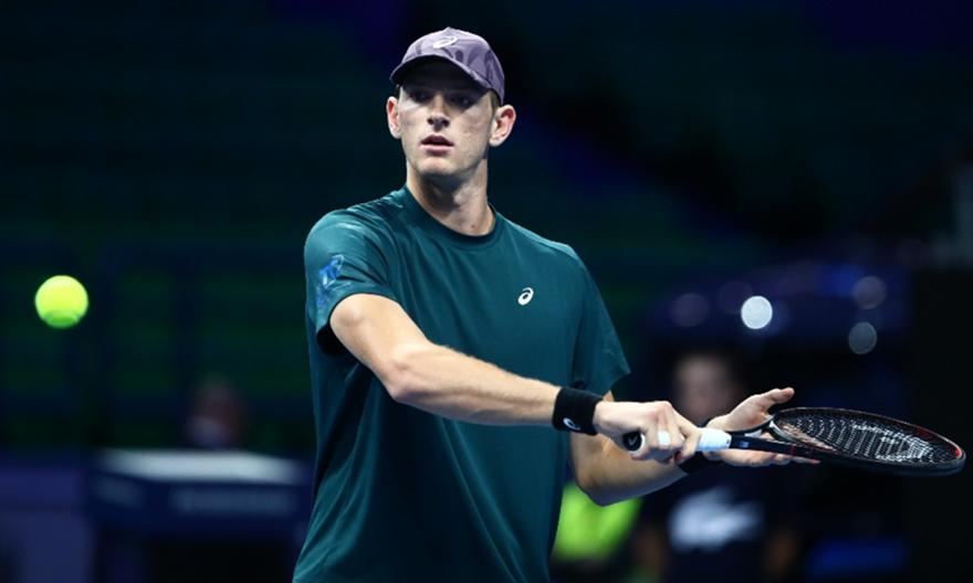 Διακόπηκε το ματς του Σακελλαρίδη στο Βουκουρέστι λόγω βροχής