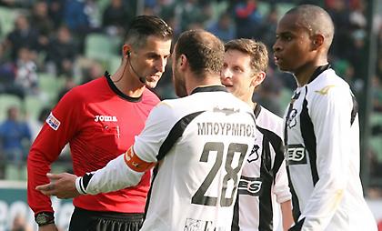 «Ανακαλέστε 13 δελτία παικτών του ΟΦΗ και απαγορεύστε τις μεταγραφές»