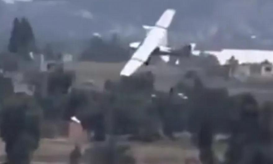 Τραγωδία στην Πουέμπλα στο Μεξικό: Μονοκινητήριο συνετρίβη παρασύροντας στον θάνατο τέσσερις επιβαίνοντες