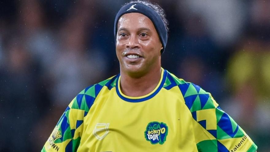 Παραδόθηκε η ύποπτη για το πλαστό διαβατήριο του Ροναλντίνιο