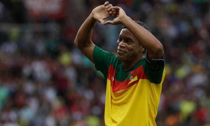 Ροναλντίνιο: «Ο Μέσι παραμένει ο καλύτερος στον κόσμο»