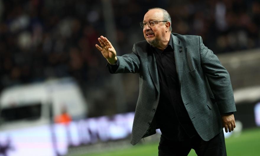 Μπενίτεθ: «Δίκαιο αποτέλεσμα η ισοπαλία - Εύχομαι τα καλύτερα στον Λουτσέσκου σε αυτές τις δύσκολες στιγμές»