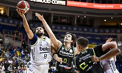 Επιστροφή στις νίκες για τη Φενέρ με σοβαρό τέταρτο δεκάλεπτο