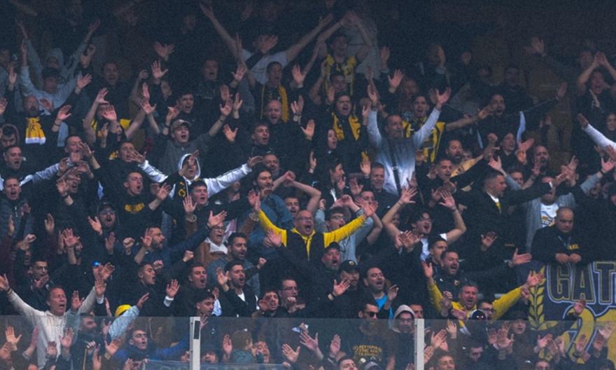 Οπαδοί της ΑΕΚ «ντόπαραν» την ομάδα στο ξενοδοχείο πριν το ντέρμπι με Ολυμπιακό