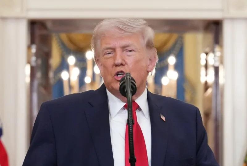 Ο Τραμπ απειλεί με «κόλαση» το Ιράν - «Ανοίξτε το Στενό, ρε τρελοί μπάσταρδοι»