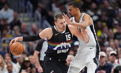 Ύμνοι Γιόκιτς για Γουεμπανιαμά μετά την τιτανομαχία τους: «Είναι μοναδικός!»