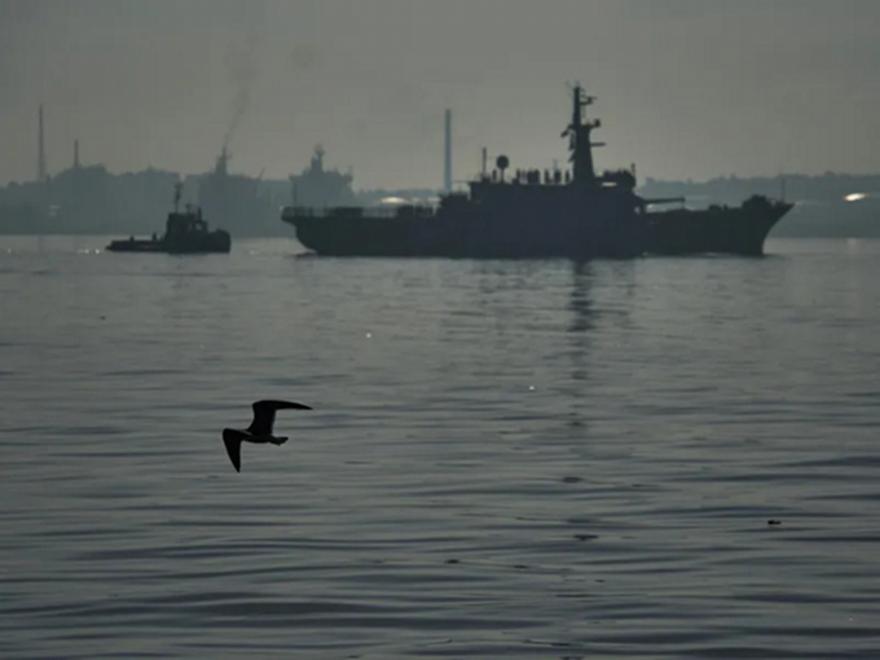 Ένας νεκρός και δύο αγνοούμενοι από βύθιση πλοίου που μετέφερε σιτάρι στην Αζοφική Θάλασσα