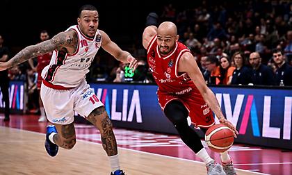 Η Αρμάνι έκοψε το σερί της Ρέτζιο Εμίλια του Πρίφτη