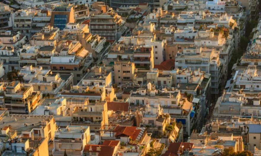 Επιβολή φόρου στις κενές κατοικίες προτείνει το ΔΝΤ