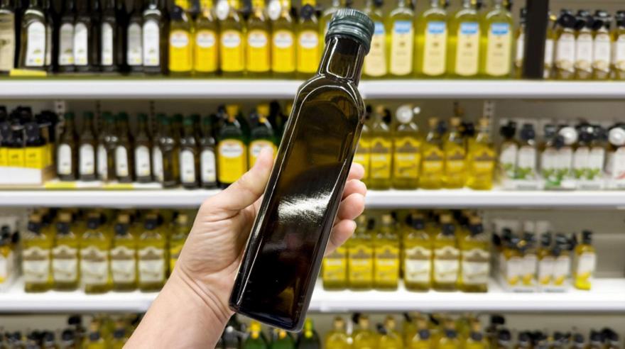Λήγει το ελαιόλαδο; Πώς αποθηκεύεται και πώς συντηρείται περισσότερο καιρό;