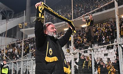 Αποθέωση για Ηλιόπουλο στη Συγγρού, έγινε ένα με τον κόσμο: «Μεγάλη μέρα για την αξιοπρέπειά μας»