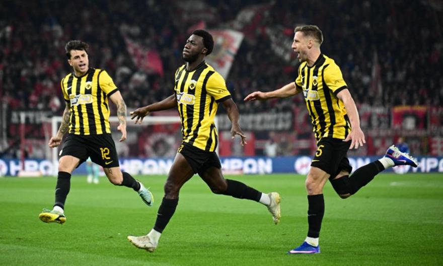 Τσακίρης: «Δεν άφησε τον Ολυμπιακό να κάνει ούτε σέντρες η ΑΕΚ - Ποια είναι η διαφορά της με ΠΑΟΚ»