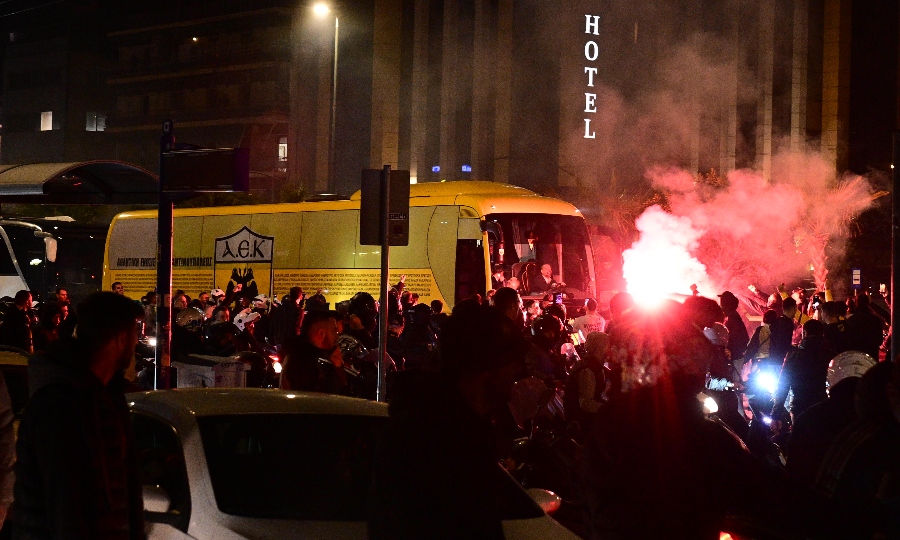 ΑΕΚ: Από τη Συγγρού μέχρι τη Φιλαδέλφεια, έχει στηθεί πάρτι από τους οπαδούς της