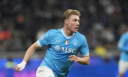 Χωρίς Χόιλουντ η Νάπολι απέναντι στη Μίλαν, βγήκε… ξαφνικά νοκ-άουτ ο Δανός!