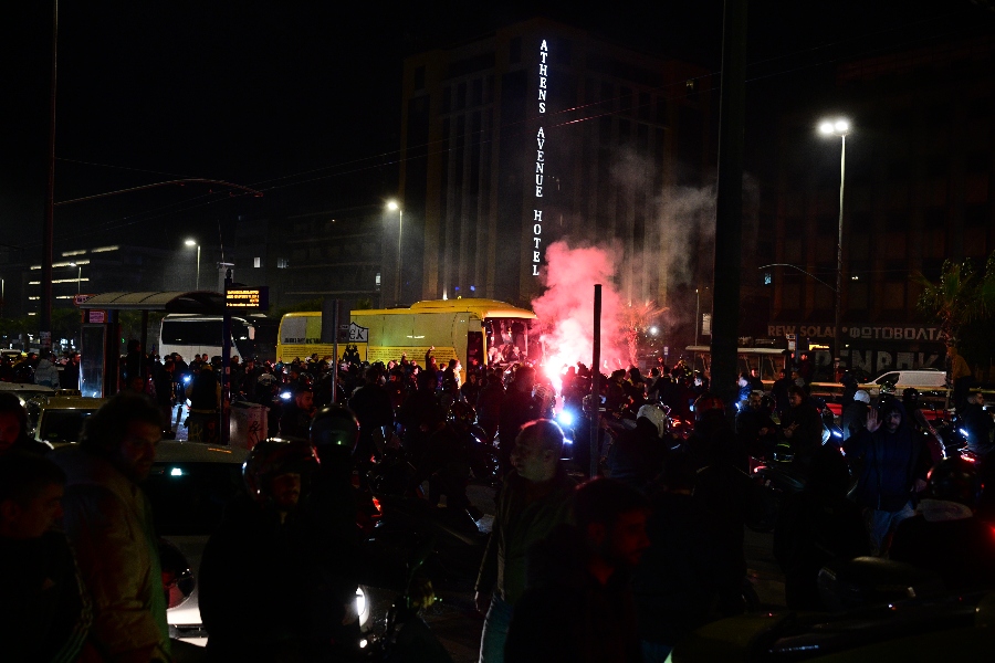 ΑΕΚ: Από τη Συγγρού μέχρι τη Φιλαδέλφεια, έχει στηθεί πάρτι από τους οπαδούς της