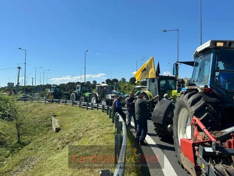 Καρδίτσα: Στον Ε65 αγρότες με τα τρακτέρ τους - Κυκλοφοριακές ρυθμίσεις