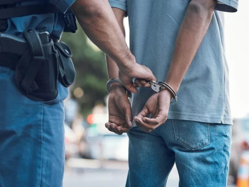 Θεσσαλονίκη: Παρίσταναν άλλους για να αδειάζουν λογαριασμούς - 2 συλλήψεις