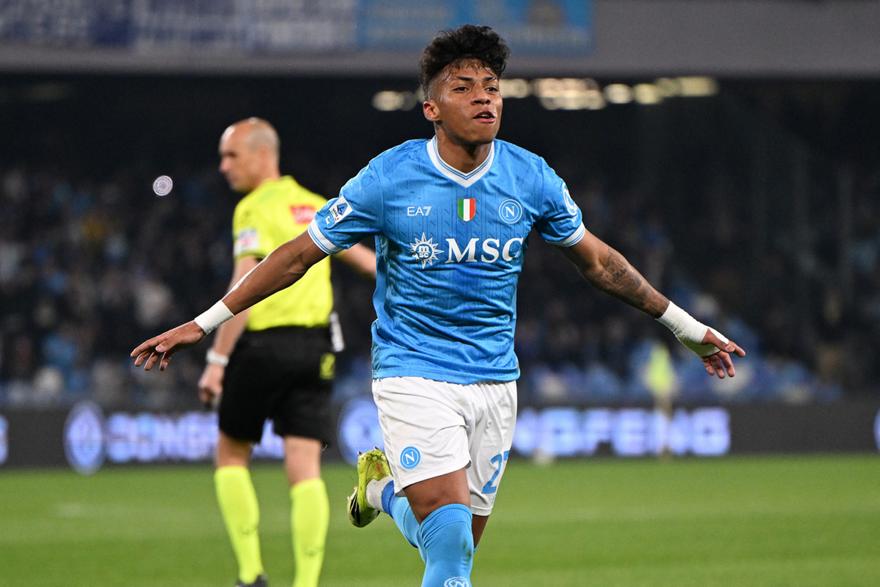 Δανεικός και αγύριστος: Η Νάπολι ενεργοποιεί την οψιόν για Άλισον Σάντος