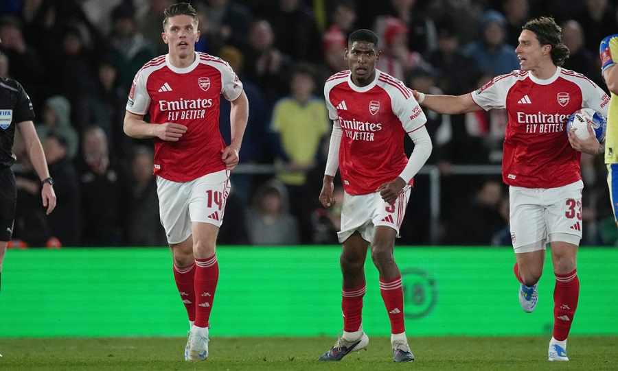 Σπόρτινγκ-Άρσεναλ 