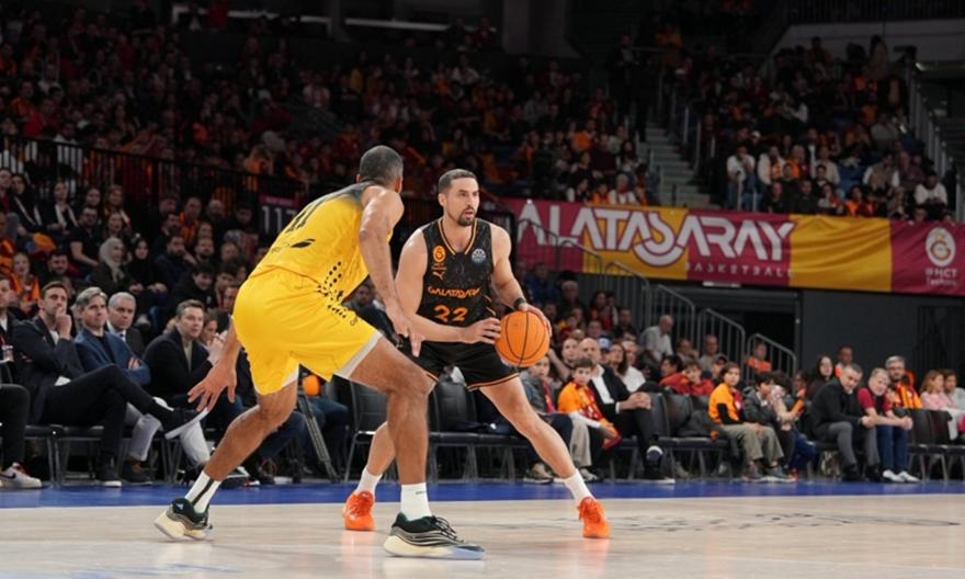 Πήρε το θρίλερ με την Τενερίφη και έστειλε σε Game 3 την πρόκριση στο Final 4 του BCL η Γαλατάσαραϊ!