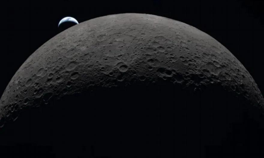 Artemis II: Η Γη και η Σελήνη όπως δεν τις έχει ξαναδεί άνθρωπος - Εντυπωσιακές φωτογραφίες