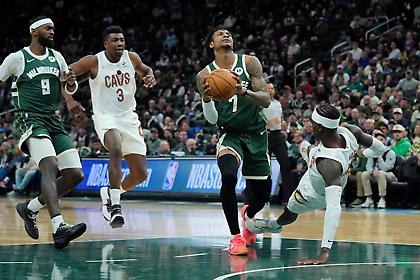 Χειρουργείο και τέλος σεζόν για τον Κέβιν Πόρτερ Τζούνιορ στους Μπακς μετά τον τραυματισμό