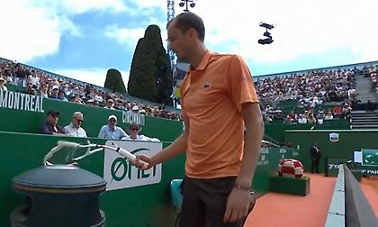 Συντριβή για Μεντβέντεφ στο Μόντε Κάρλο και έκρηξη διαλύοντας τη ρακέτα του!