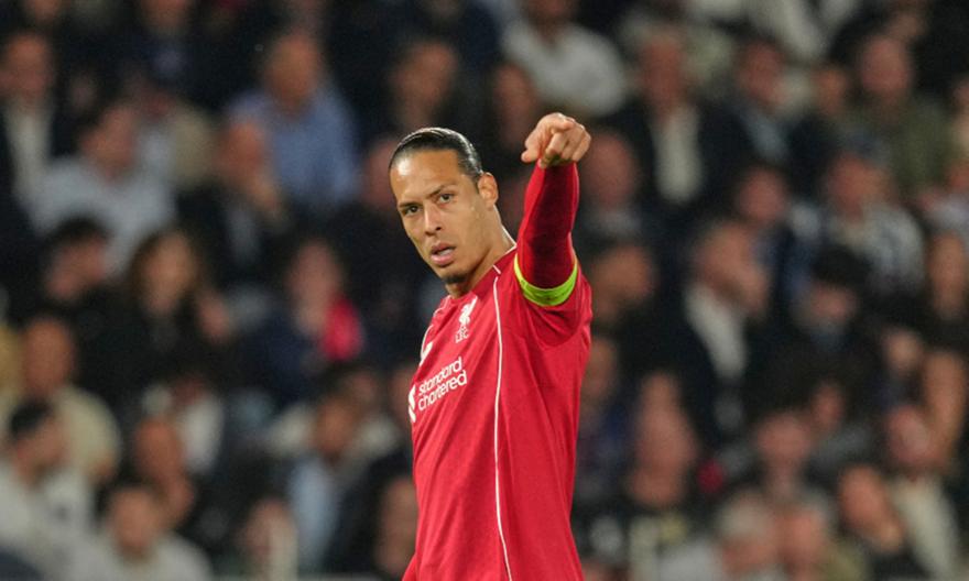 Φαν Ντάικ: «Απαράδεκτο που χάνουμε τόσα πολλά παιχνίδια, είναι δύσκολο να το διαχειριστούμε»