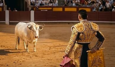 Ο… ταυρομάχος Πινέδα στο Βαγέκας: Το εκπληκτικό βίντεο της ΑΕΚ για την αναμέτρηση με τη Ράγιο