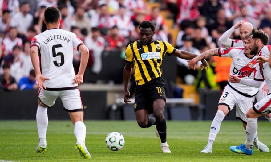 «Σκληρό μάθημα για την ΑΕΚ, πλήρωσε τα λάθη και την αστοχία»: Το σχόλιο Μαραθιανού μετά την ήττα της Ένωσης στο Βαγέκας